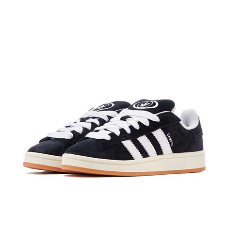 Adidas Campus 00s veters .